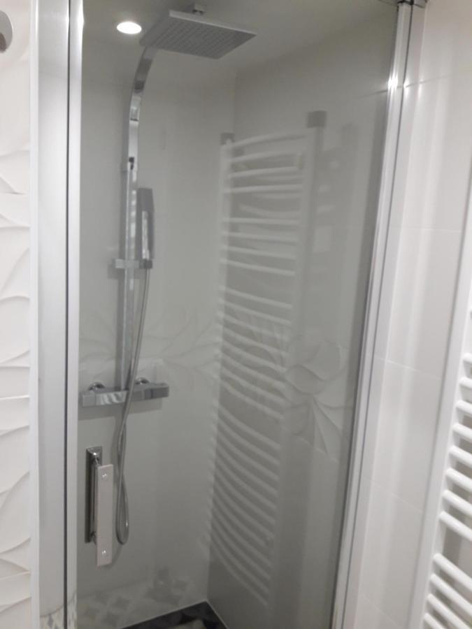 Apartamento Centre Historique T3 Duplex Parking Gratuit Béziers Exterior foto